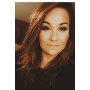 Meet your Posher, Hope